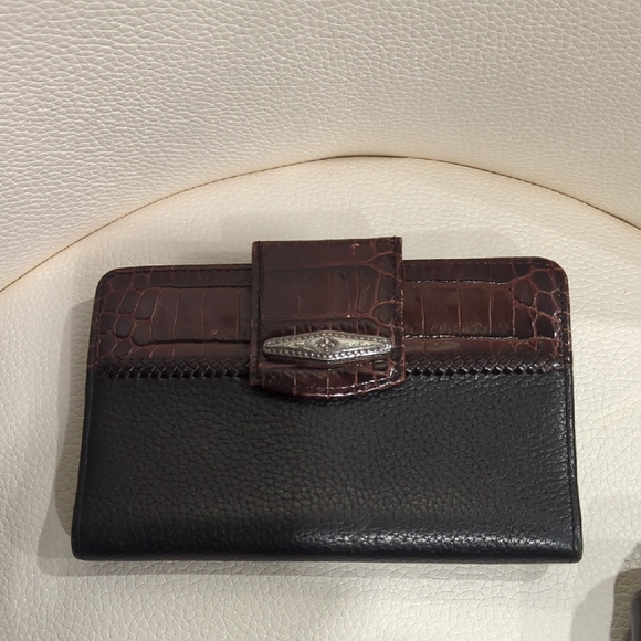 Brighton Black and Brown Croc-Embossed Wallet Set - Picture 2 of 9